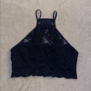 H&M Lacy Crop Top 🖤